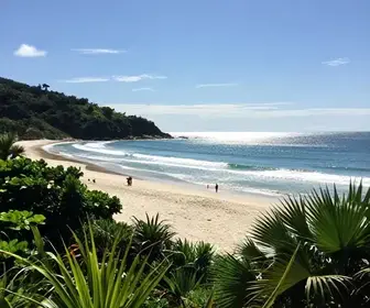 Descubra a Praia da Enseada: um Paraíso em Bertioga