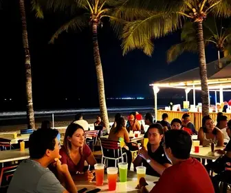Melhores bares e opções noturnas em Bertioga